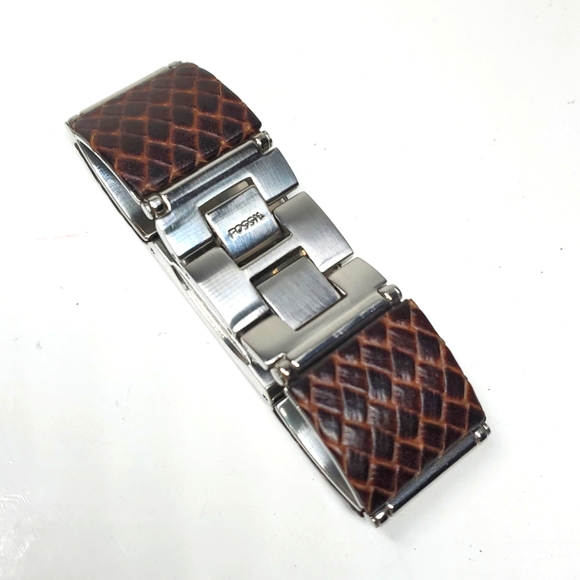 Fossil ES2311 Black Dial with Silver Case and Brown Leather Strap Watch - Picture 4 of 15